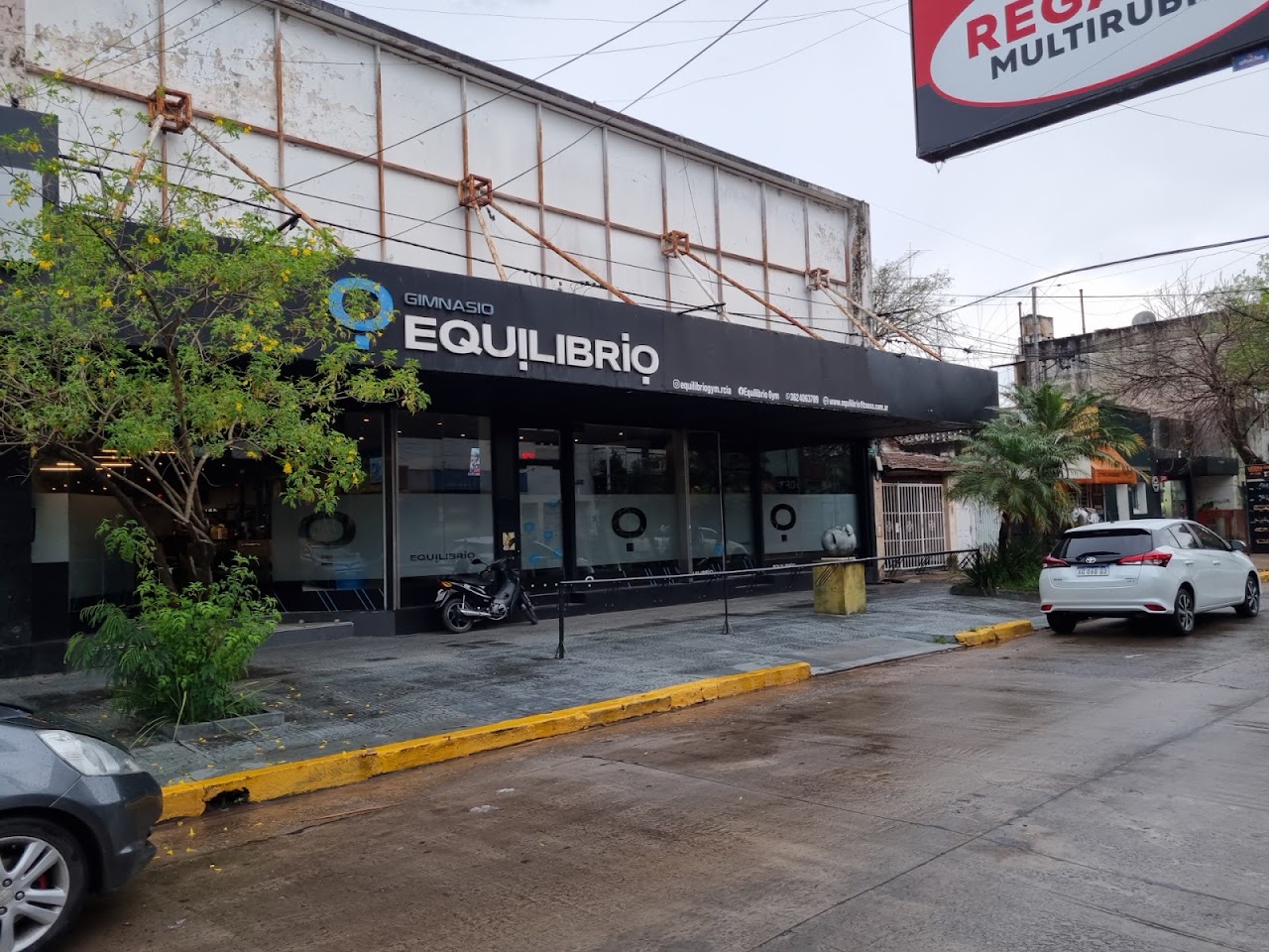 Fachada del gimnasio Equilibrio Fitness & Salud en Resistencia, Chaco